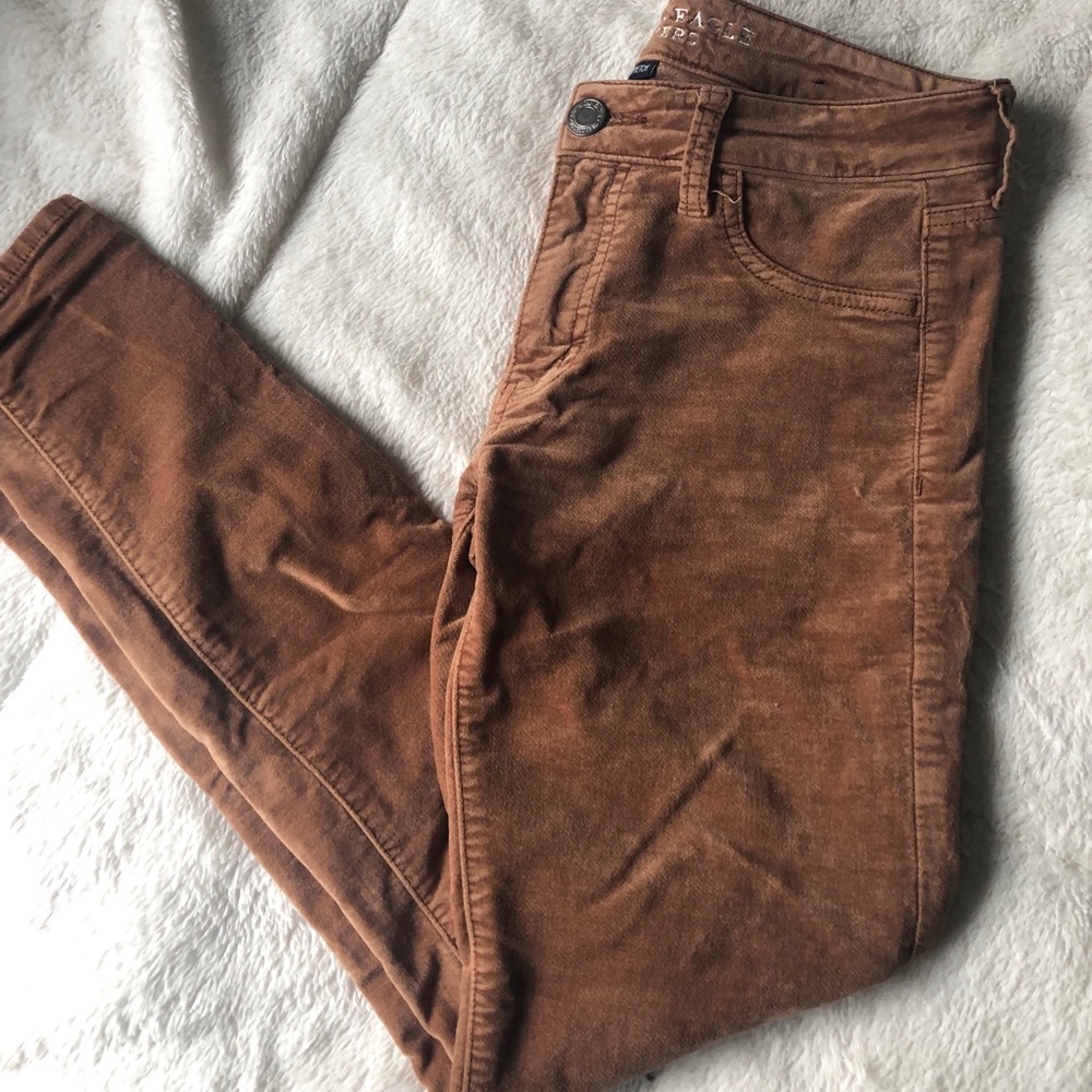 ‼️$10 closet sale ‼️ AEO x Velvet Jeggings